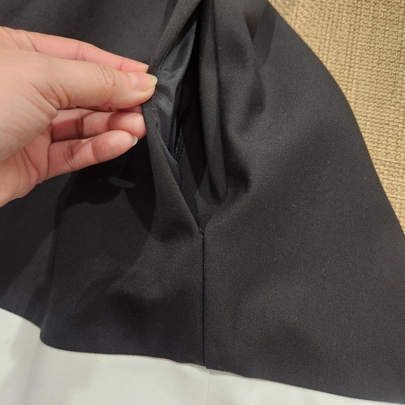 Black‎ Halo Reese Dress Fit and Flare Sweetheart Neckline Black White Pockets 8 - Picture 7 of 9